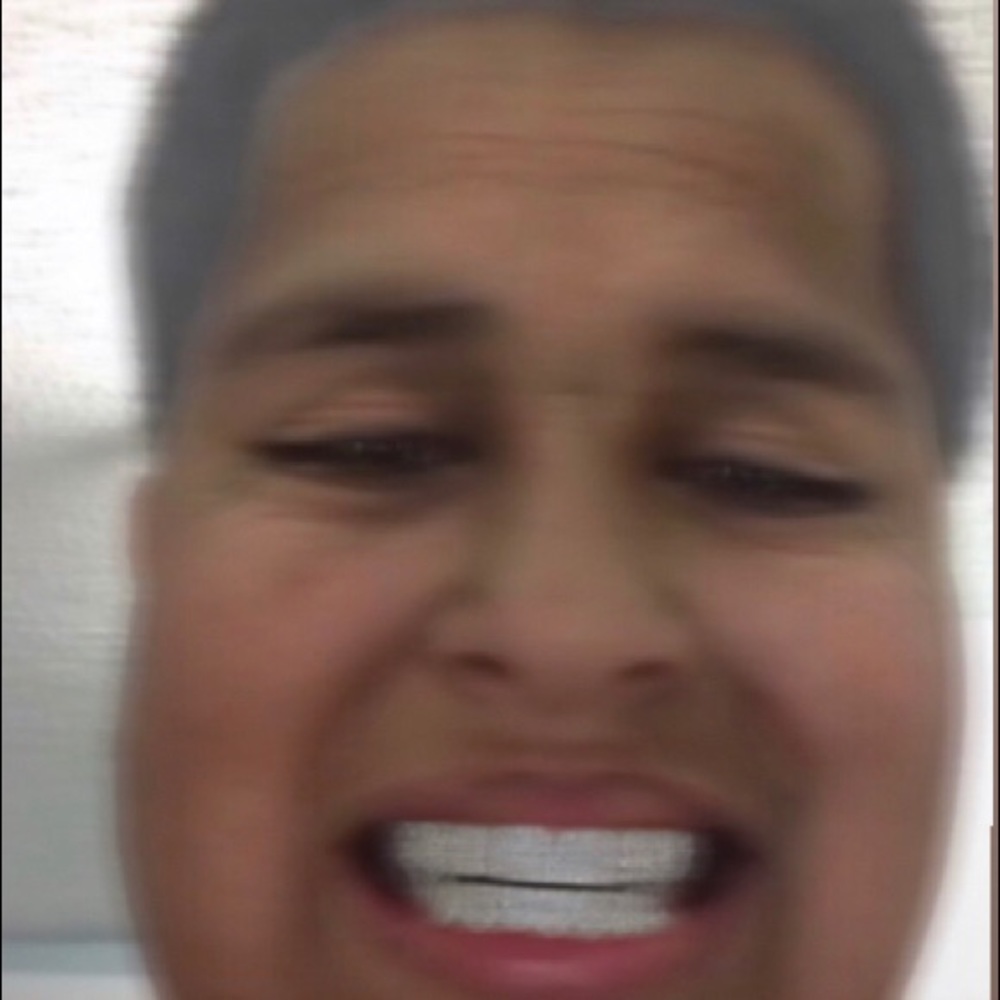 Meet your Posher, Carlos